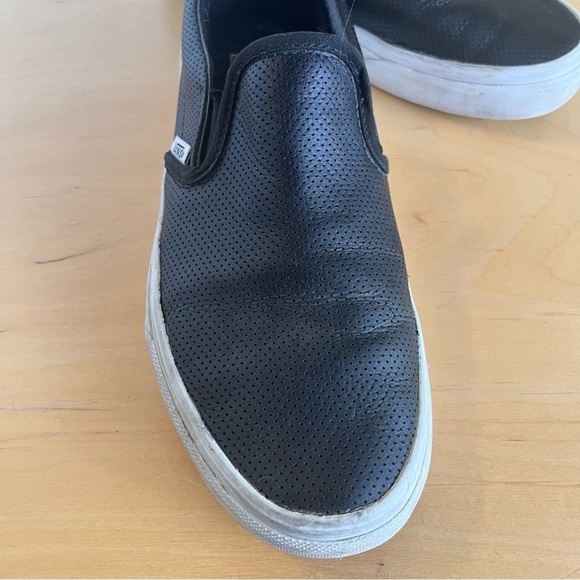 Vans Classic Slip-On Black Perforated Leather Sneaker Unisex Men’s 6 Women’s 7.5 - Picture 5 of 13